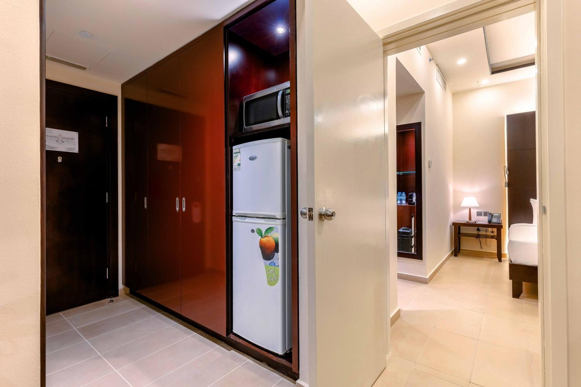 Metropolitan Al Mafraq Hotel Abu Dhabi Luaran gambar