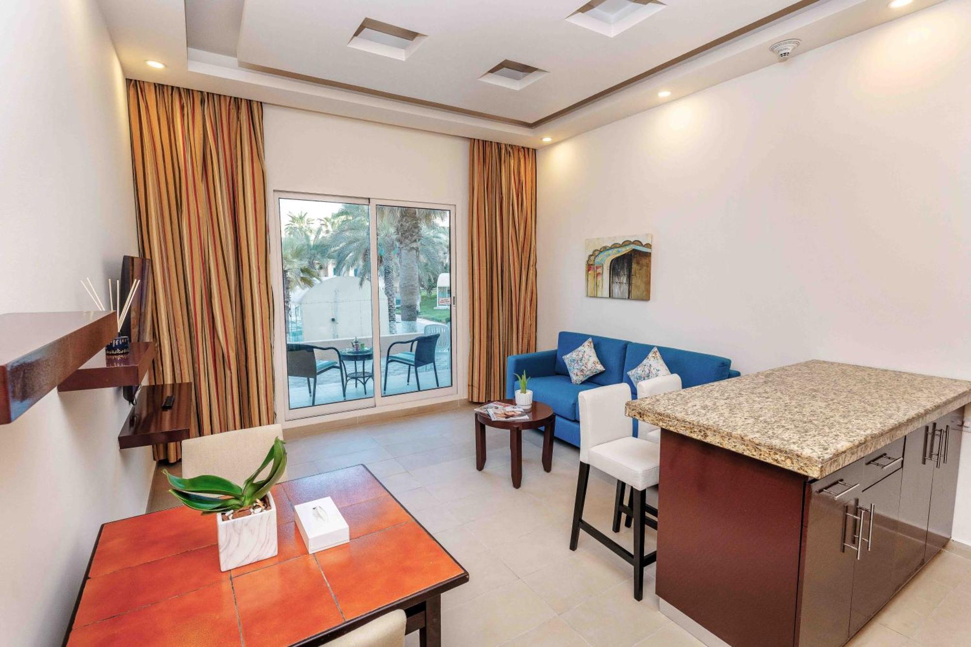Metropolitan Al Mafraq Hotel Abu Dhabi Luaran gambar