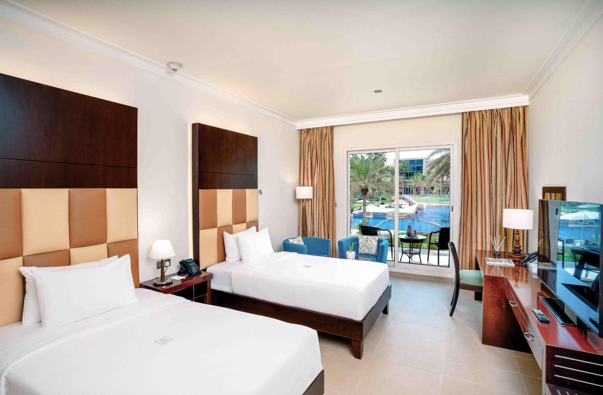 Metropolitan Al Mafraq Hotel Abu Dhabi Luaran gambar