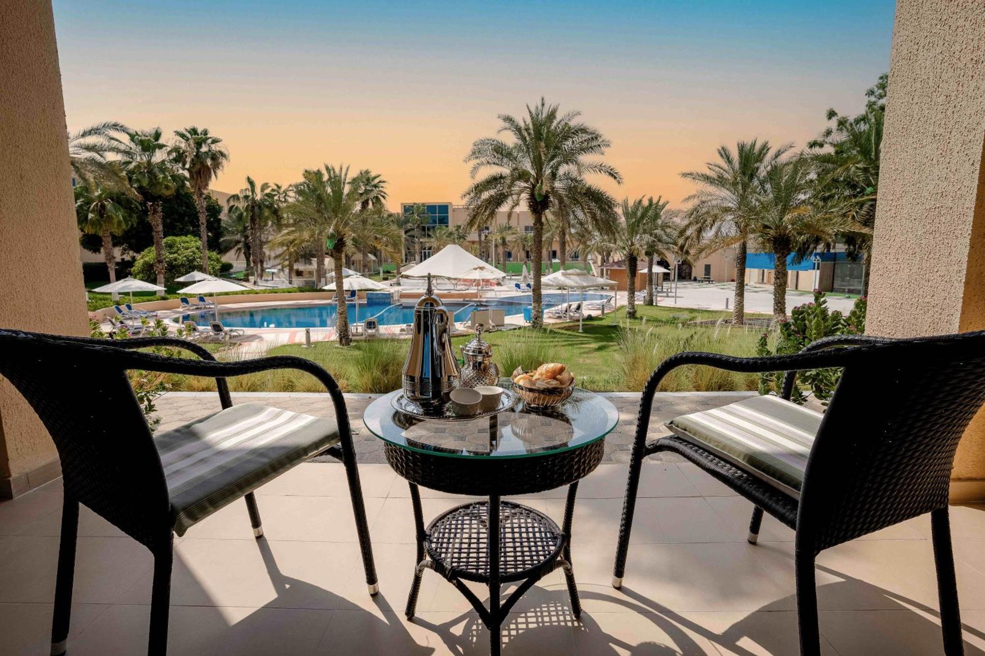 Metropolitan Al Mafraq Hotel Abu Dhabi Luaran gambar