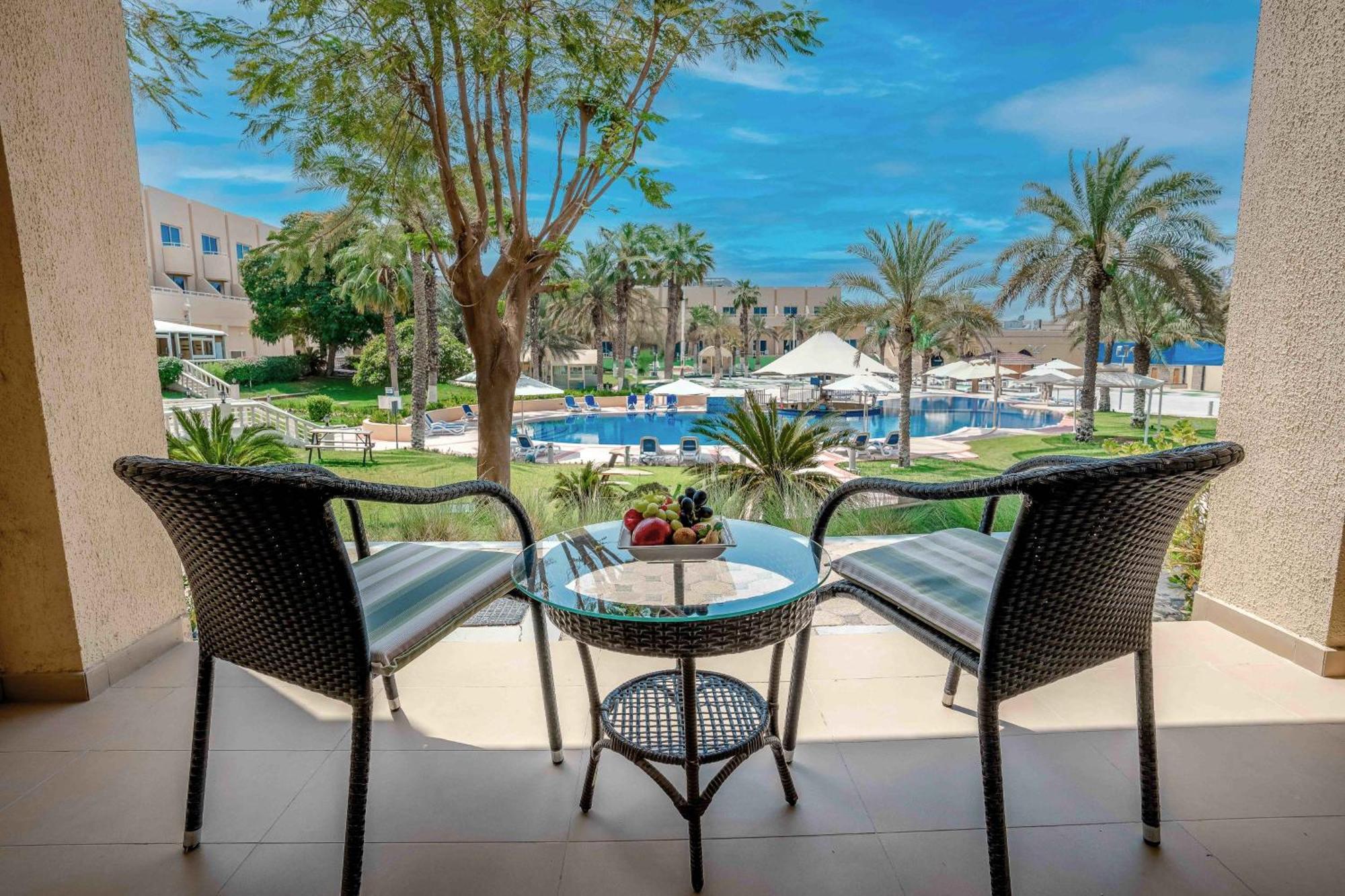 Metropolitan Al Mafraq Hotel Abu Dhabi Luaran gambar