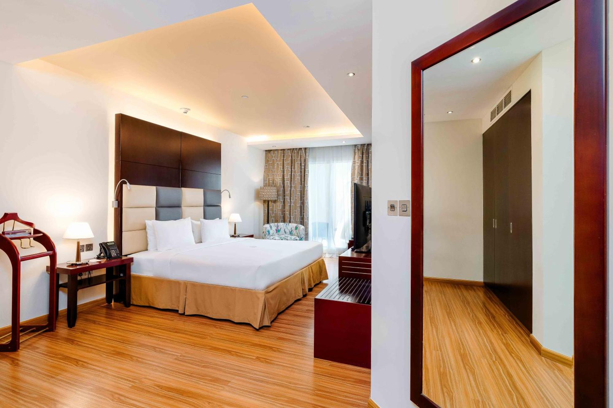 Metropolitan Al Mafraq Hotel Abu Dhabi Luaran gambar